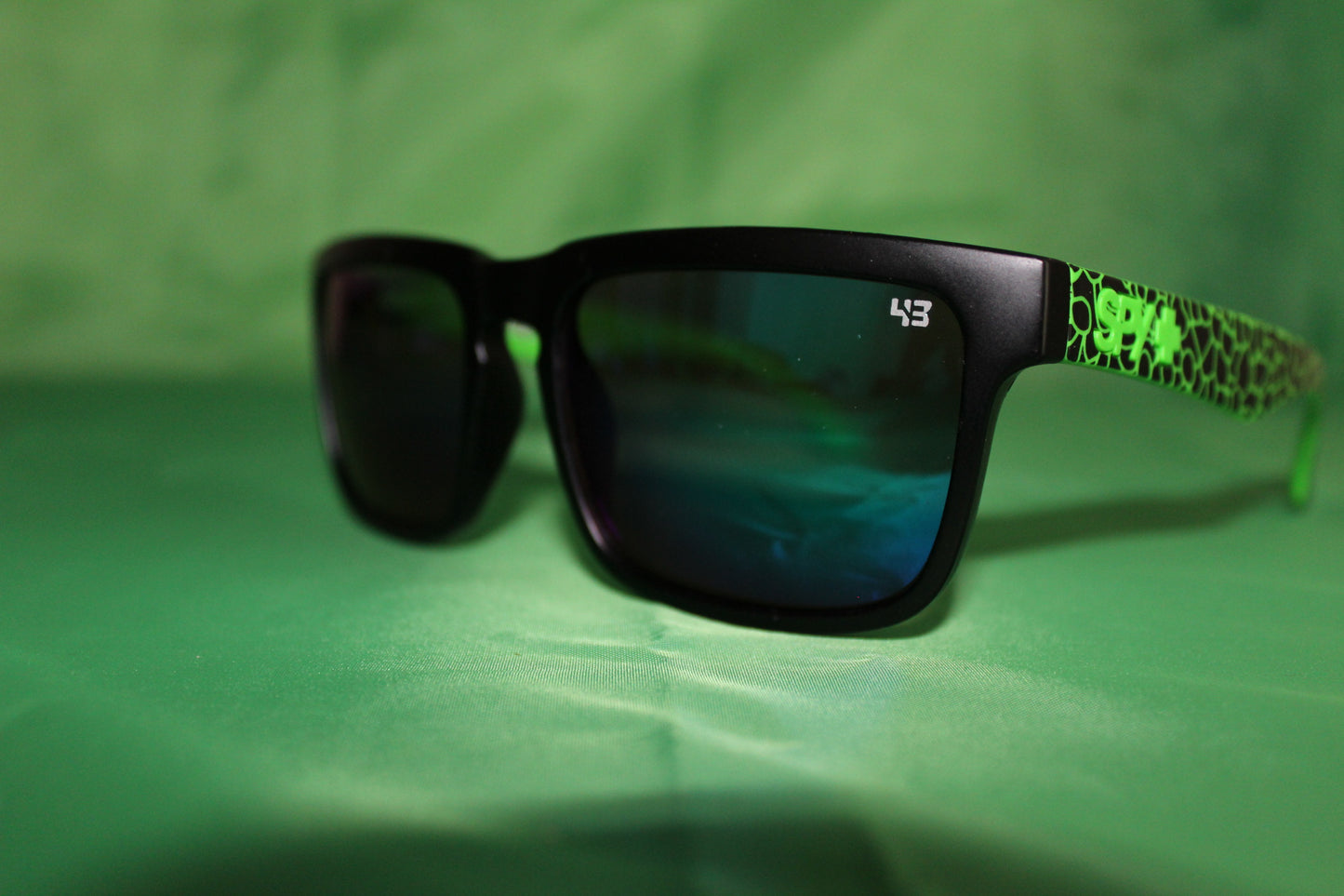 Spy+ "Black & Green"