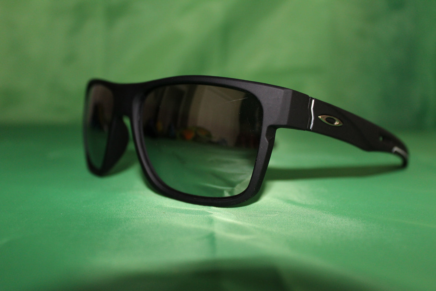 Oakley "Black & Silver"