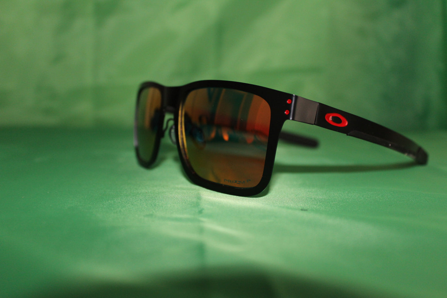 Oakley "Black Metal & Red"