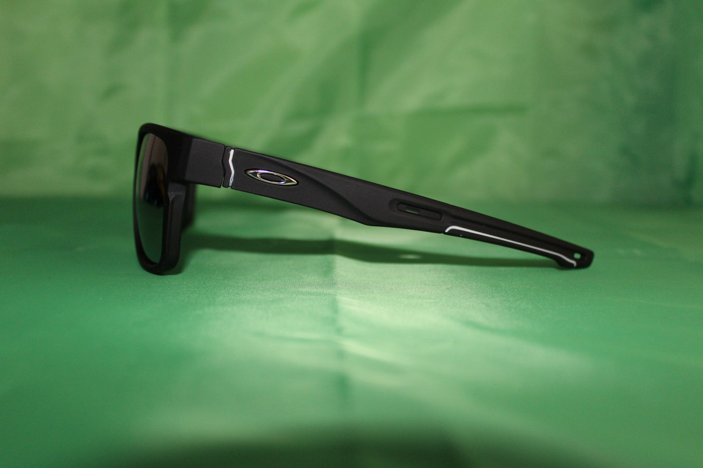 Oakley "Black & Silver"