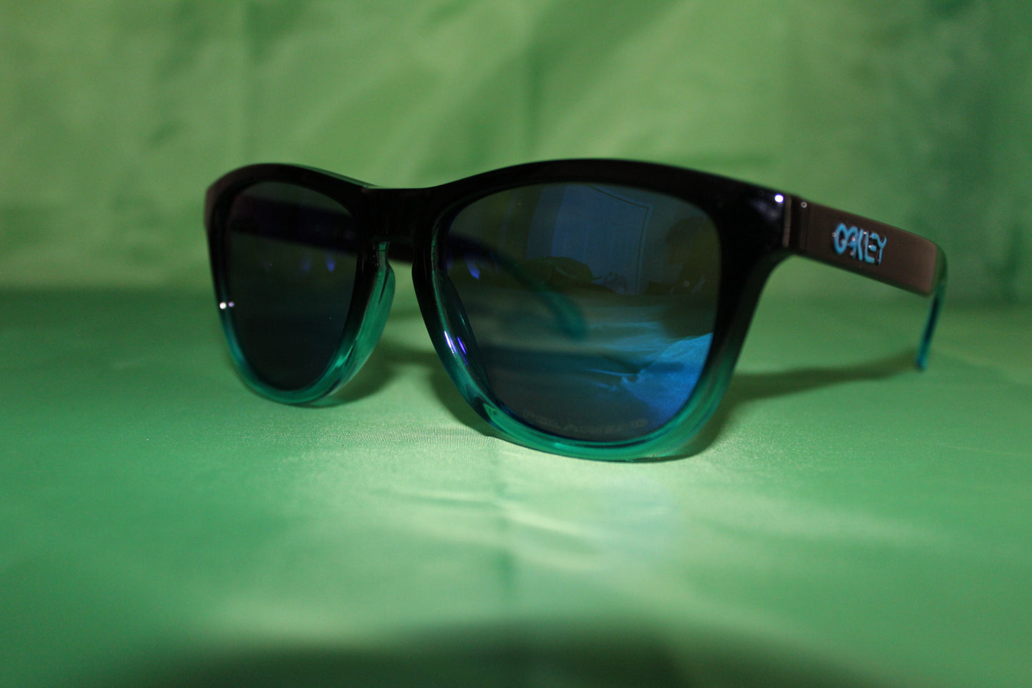Oakley "Black & Blue"