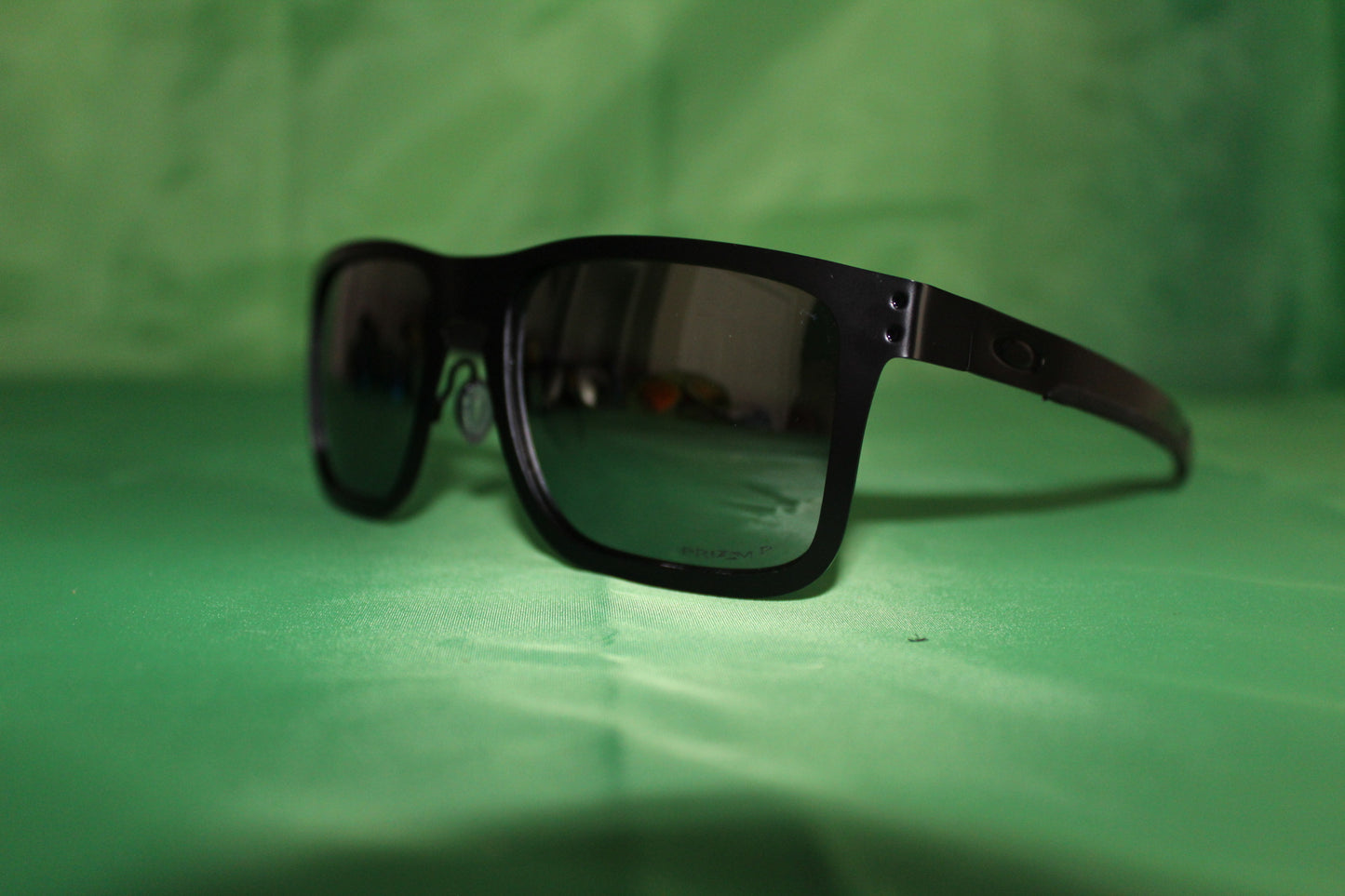 Oakley "Black Metal & Black Trim"